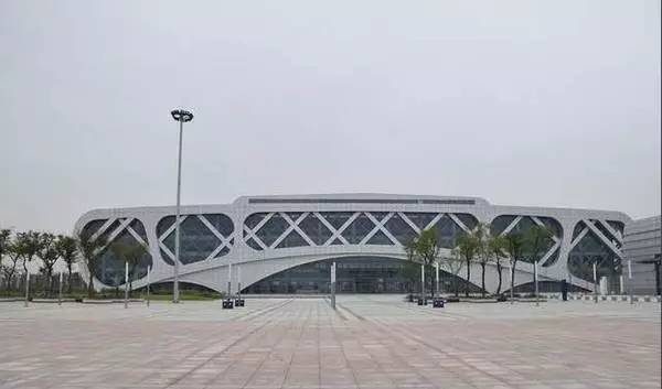 芜湖汽车客运南站开始使用 公交10路等7条线路调整